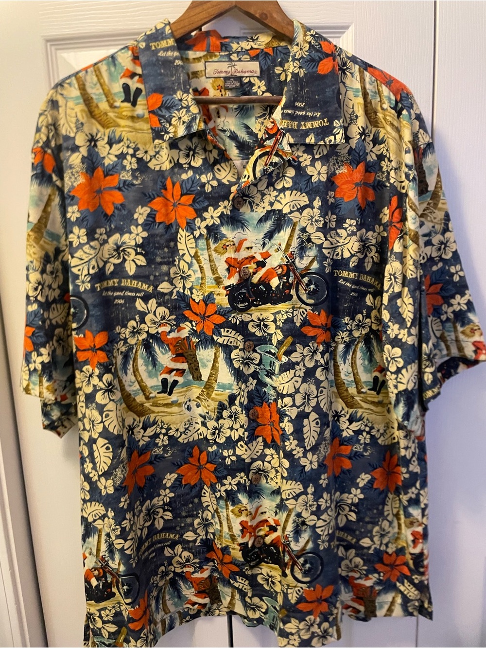 Limited Edition Tommy Bahama Santa Claus Motorcycle Tropical Shirt Size M